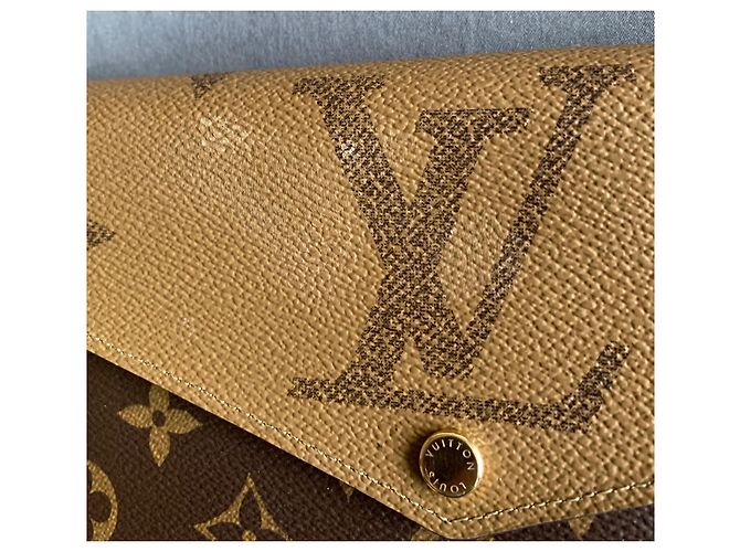 Louis Vuitton Sarah Wallet - vista 8