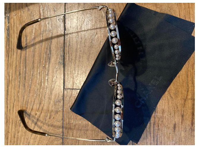 Chanel Runde Sonnenbrille, Metall & Kunstperlen Hellbraun - Ansicht 7