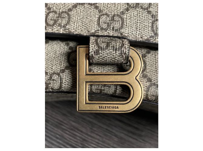 Gucci x Balenciaga La bolsa de reloj de arena del Proyecto Hacker - vista 7