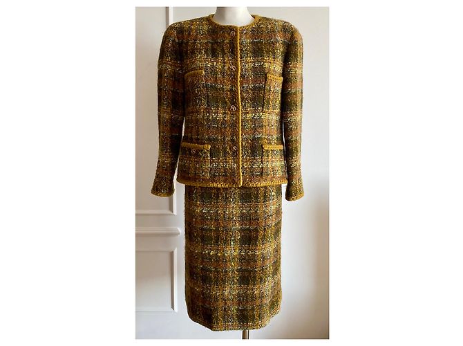 Tailleur Chanel Marrón claro Verde claro - vista 2