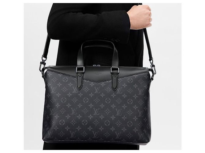 Louis Vuitton Maletín LV Explorer nuevo Gris - vista 4