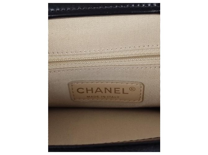 Chanel borsa a spalla matelassé 31 Rue Cambon Nero Beige - vista 12