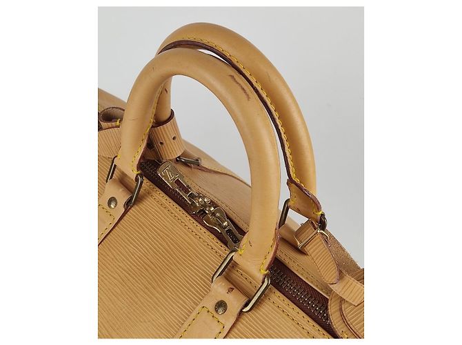Louis Vuitton borsa da viaggio Keepall 45 Epi Beige - vista 10