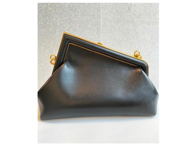 FENDI PRIMERA BOLSA PEQUEÑA - vista 3