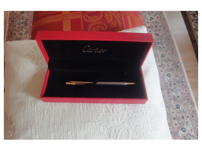 St Dupont penna a sfera con clip Gold hardware - vista 6