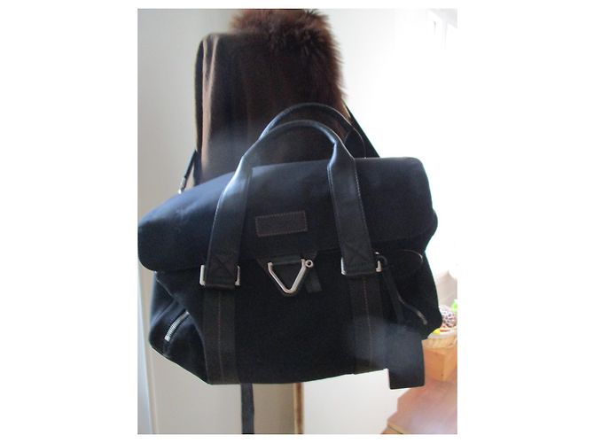 Lancel Borsa da viaggio in tela e pelle nera. Nero - vista 2