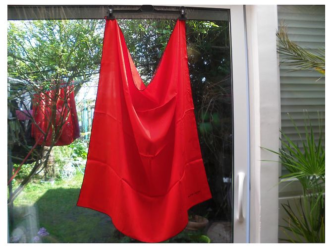 Sciarpa Cartier in seta rossa 85x85 cm Rosso - vista 2