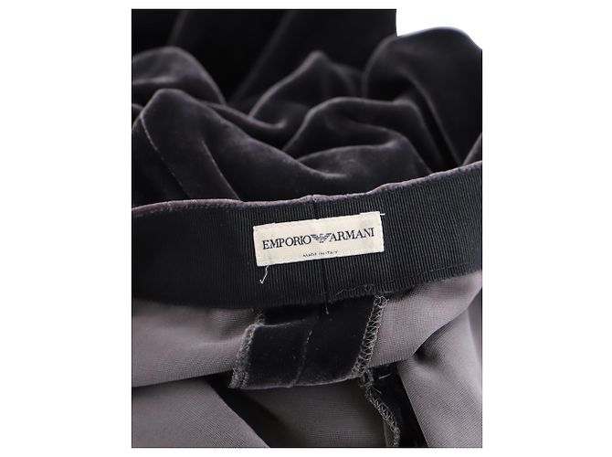 Samthose von Emporio Armani aus grauem Polyester - Ansicht 4