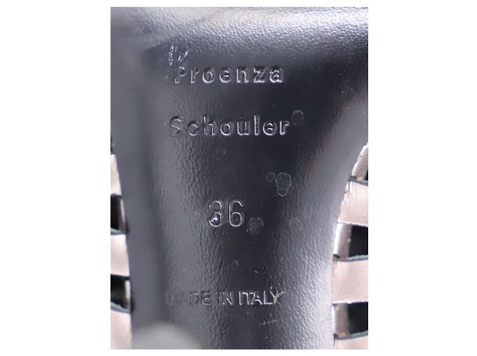 Tacones Cage de Proenza Schouler en charol plateado - vista 16