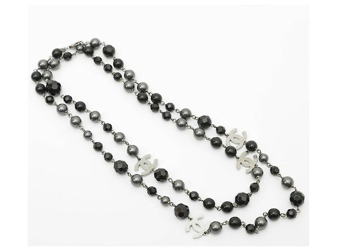 Collar de Chanel - vista 2