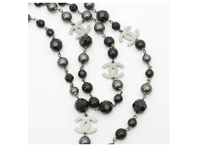 Collar de Chanel - vista 3