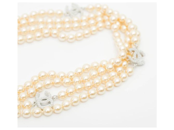 Collar de Chanel - vista 2