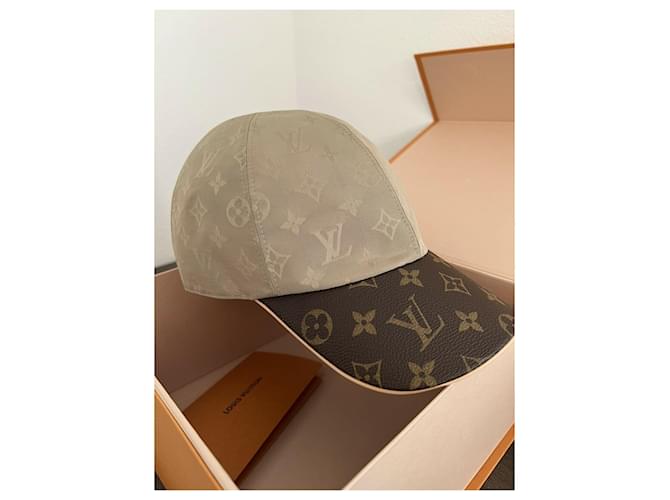 Cappello Louis Vuitton Cap Ou Pas Monogramma Beige - vista 2