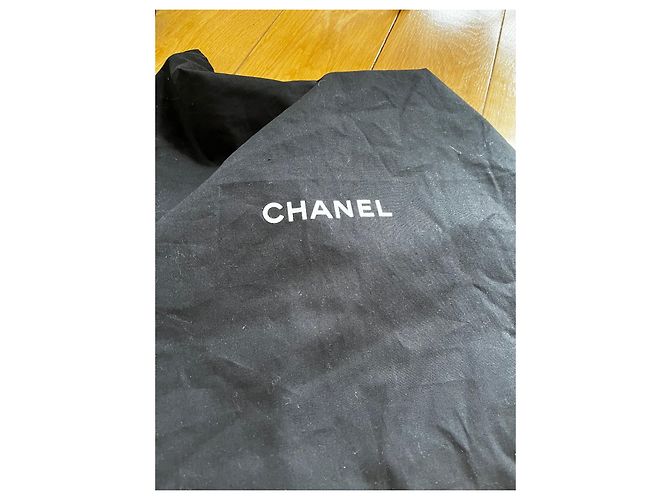 Timeless Chanel Grand Shopping Tote in Pelle di Agnello Nero Oro Gold hardware - vista 2