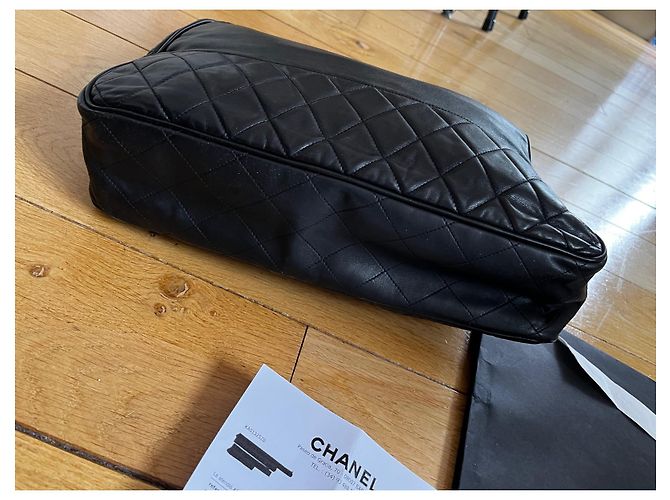 Timeless Chanel Grand Shopping Tote in Pelle di Agnello Nero Oro Gold hardware - vista 6