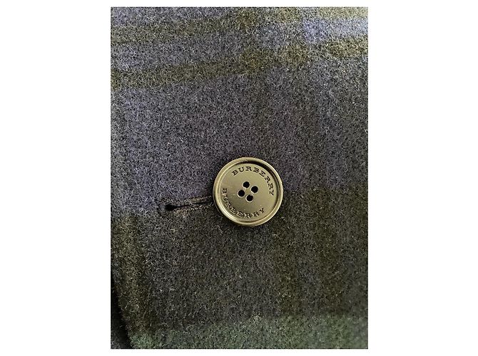 Cape Burberry tinta unita blu e quadri verdi e blu foderati reversibili - vista 4