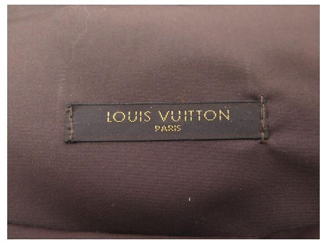 Coussin NUOVO KIT DA VIAGGIO LOUIS VUITTON M99204 MASCHERA DA VIAGGIO MONOGRAM + CUSCINO Marrone - vista 5