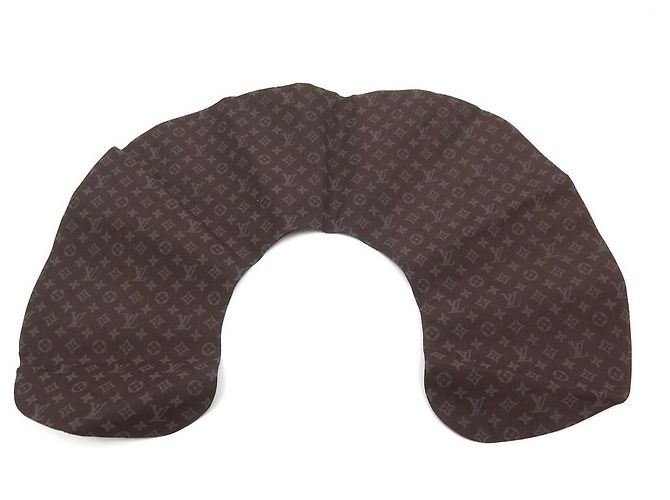 Coussin NUOVO KIT DA VIAGGIO LOUIS VUITTON M99204 MASCHERA DA VIAGGIO MONOGRAM + CUSCINO Marrone - vista 9