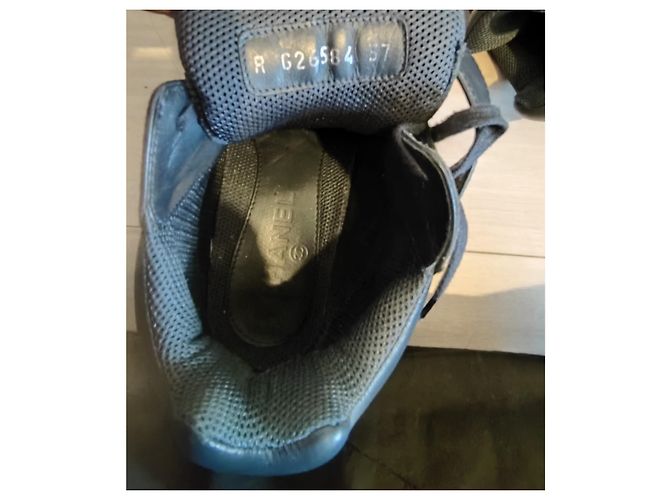 Sneakers Chanel in pelle nera Nero - vista 3