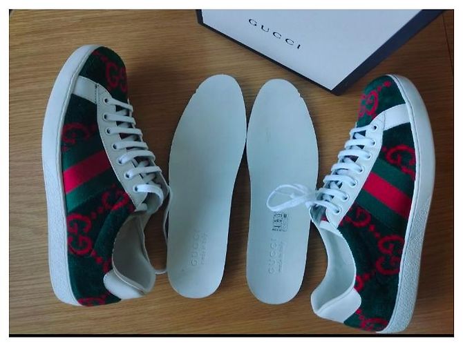 Sneakers Gucci Ace GG in velluto verde - vista 2