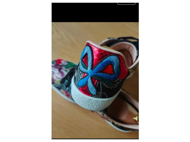 Sneakers Gucci Ace in seta nera ricamata Nero - vista 8