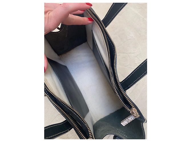 Christian Lacroix Handtasche aus schwarzem Leder - Ansicht 3