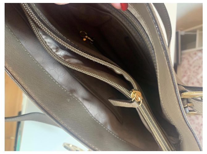 Borsa a mano Michael Kors in pelle saffiano taupe - vista 2
