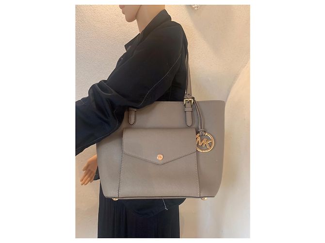 Borsa a mano Michael Kors in pelle saffiano taupe - vista 9