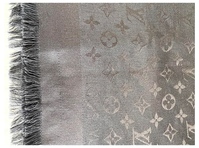 Chal Louis Vuitton Antracita de Seda y Lana 140x140 cm Gris antracita - vista 9
