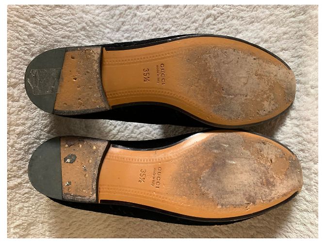 Mocassini Gucci in pelle nera con morsetto dorato Nero - vista 12