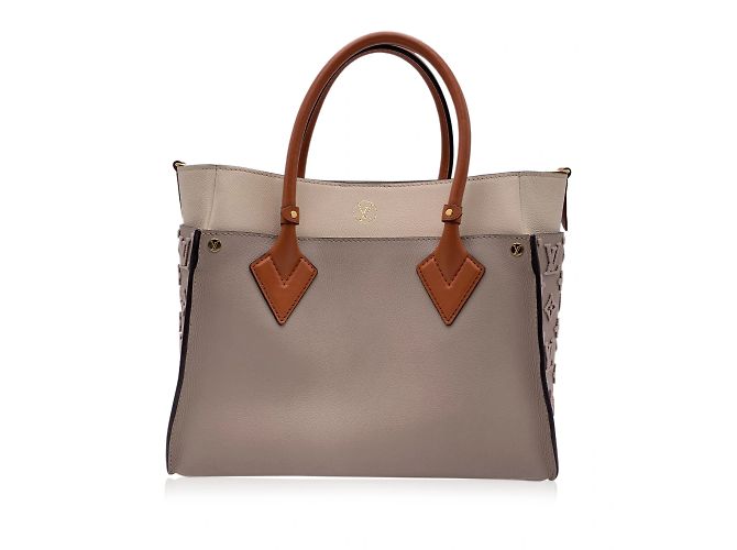 Twist Louis Vuitton Borsa tote laterale in pelle beige con cinturino - vista 3