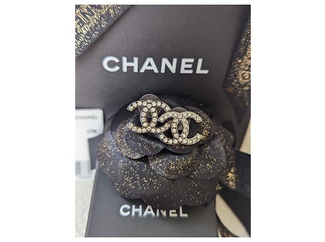 Chanel CC B17Orecchini classici grandi in cristallo con logo K Metallico - vista 12