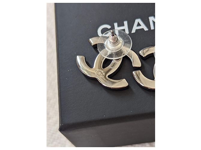 Chanel CC B17Orecchini classici grandi in cristallo con logo K Metallico - vista 5