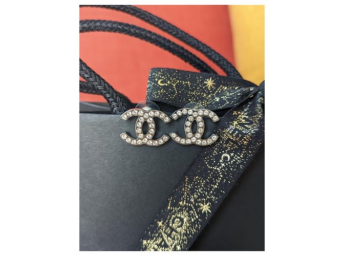 Chanel CC B17Orecchini classici grandi in cristallo con logo K Metallico - vista 7