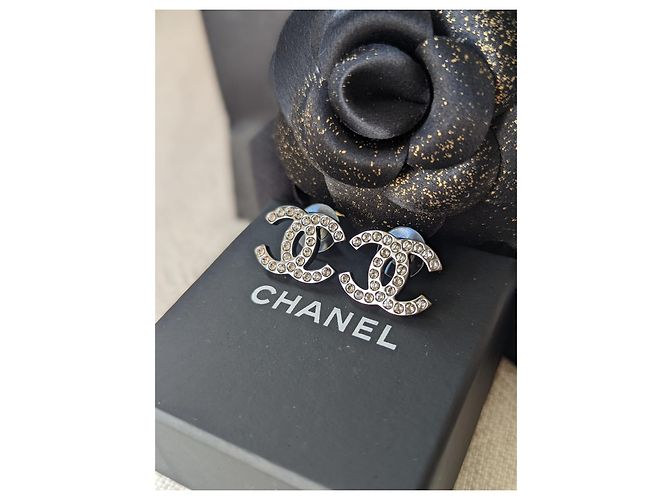 Chanel CC B17Orecchini classici grandi in cristallo con logo K Metallico - vista 9