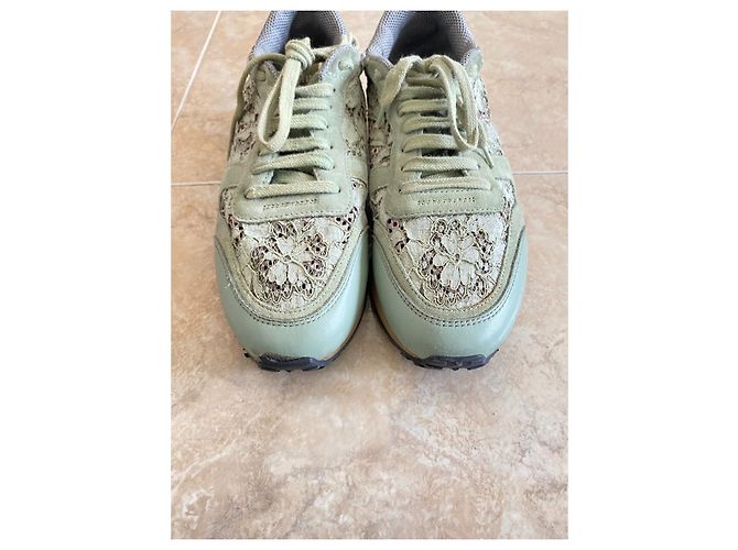 Baskets Valentino Garavani Vert Daim Cuir Dentelle - vue 2