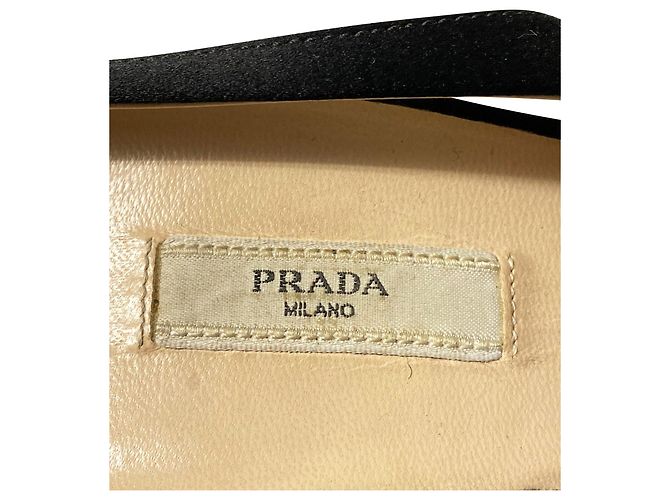 Prada Espadrille-Sandalen aus schwarzer Seide - Ansicht 9