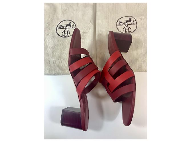 Hermès Sandali "Amica" T 40 Neuves Rosso - vista 5