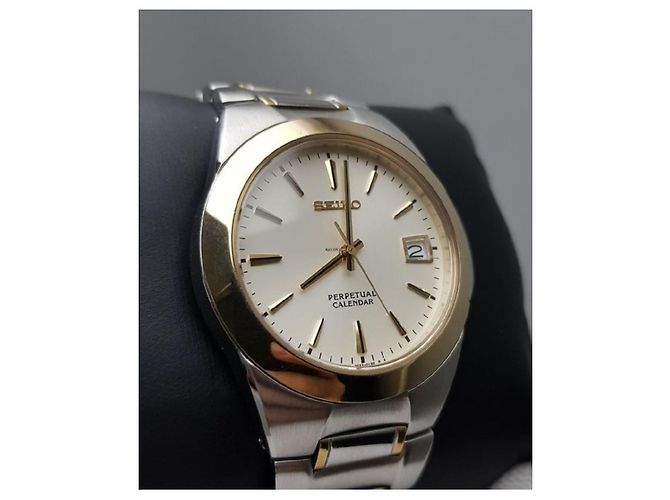Autre Marque Seiko - Perpetual Calendar SGP Bezel Quartz Men - 8F32-0130 - reloj de pulsera - vista 2