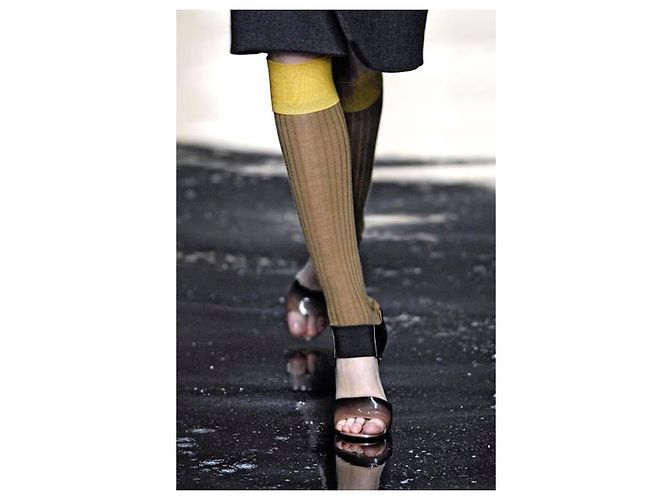 Prada AW07 Calcetines hasta la rodilla sin pies - vista 2
