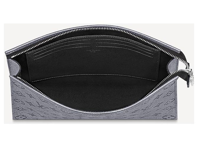 Louis Vuitton LV pochette voyage gris métallisé Argenté - vue 3