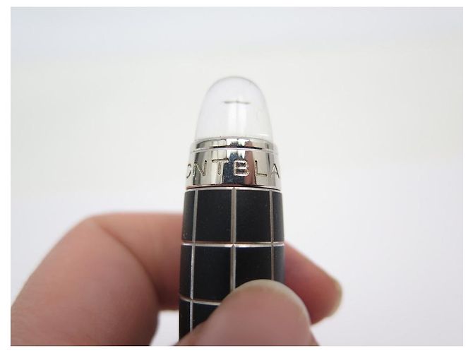 PENNA ROLLER MONTBLANC STARWALKER IN METALLO E GOMMA NERA - vista 3