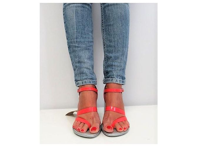Studio Pollini Sandali in vernice rosa - vista 9