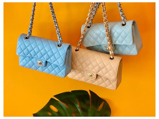 22S Chanel Classic forrado Flap Caviar Couro Azul Claro Bebê. - vista 5