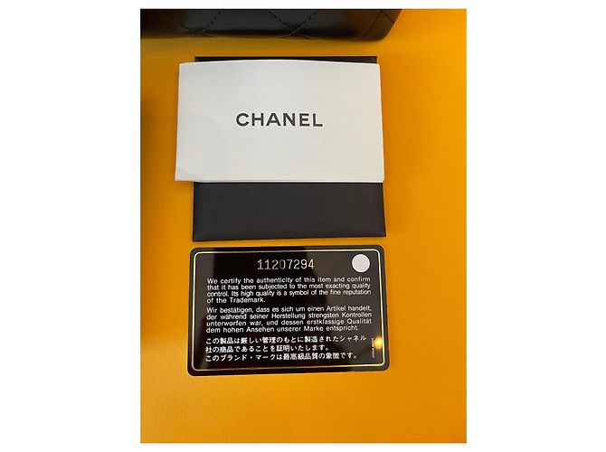 Chanel Vintage Lammledertasche mit Griff oben. Schwarz - Ansicht 6