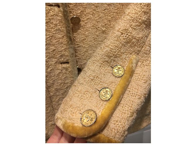 Completo Gonna Chanel in Tweed Giallo - vista 11