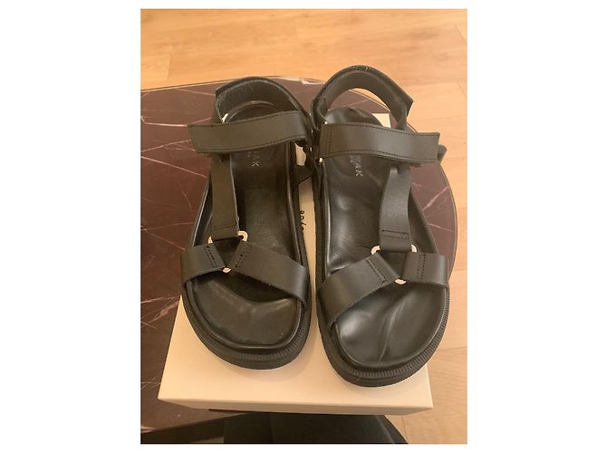 Paire de dad sandale noire Jonak - vue 2