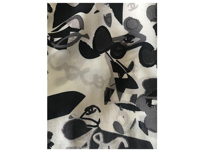 Chanel Seidentop mit Monogramm und CC Muster Schwarz Weiß - Ansicht 2