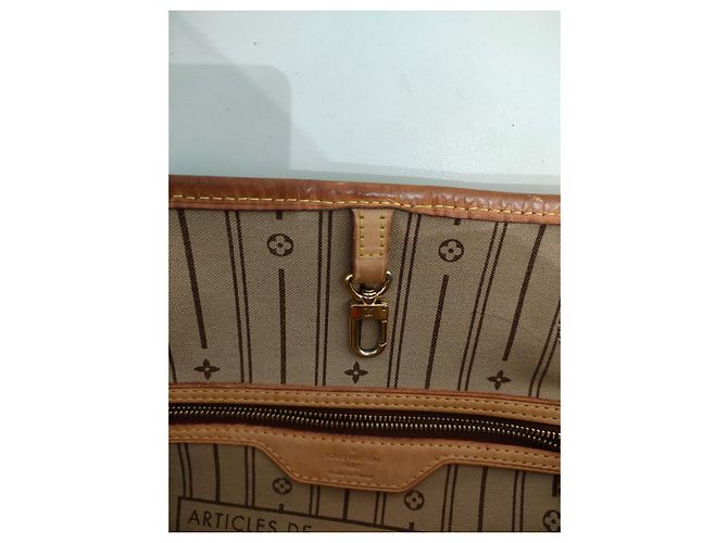Louis Vuitton Neverfull in pelle di struzzo marrone - vista 2