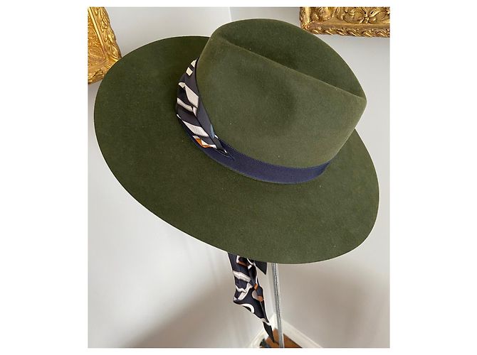 Hermès Gorro NUCCIA Verde - vista 2